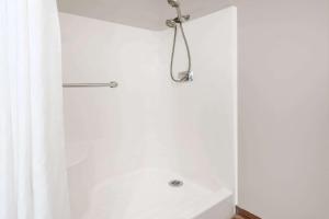 Fotografie z fotogalerie ubytování Super 8 by Wyndham Warrensburg v destinaci Warrensburg