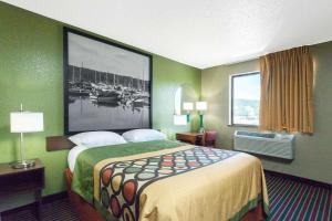 Super 8 by Wyndham Bath Hammondsport Area