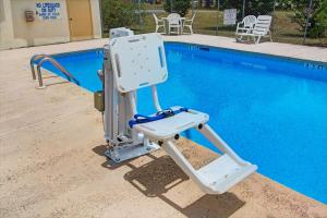 Gallery image of Super 8 by Wyndham Walterboro in Walterboro