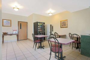 Gallery image of Super 8 by Wyndham Bonne Terre in Bonne Terre