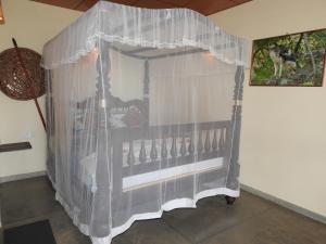 Postel nebo postele na pokoji v ubytování Eagles Nest Cabanas