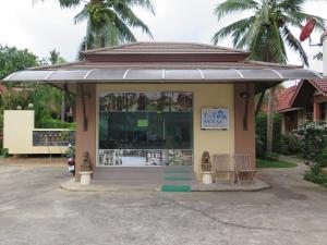 Gallery image of TandT House in Lamai