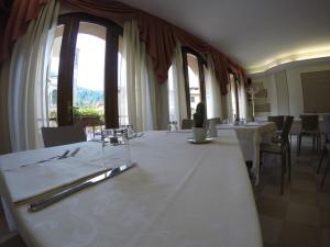 Fotografie z fotogalerie ubytování Hotel Ristorante Centrale v destinaci Vestone