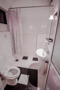 Gallery image of Sea view Beach Resort in Unawatuna