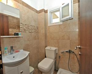 A bathroom at Irina Haus