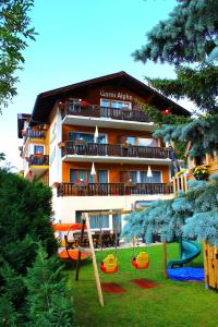 Herní místnost nebo prostor pro děti v ubytování Hotel Alpha