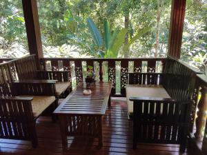 Un balcon sau o terasă la Marisa Resort & Spa Chiang Dao