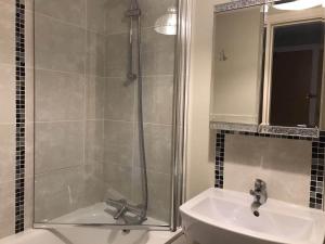 Koupelna v ubytování Stormont Apt Belfast