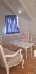 Posedenie v ubytovaní Guest House Kozjak