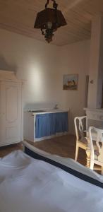 Posteľ alebo postele v izbe v ubytovaní Guest House Kozjak