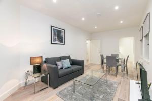 Afbeelding uit fotogalerij van Deluxe Apartments By Heathrow in Harmondsworth