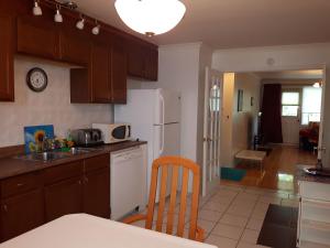 Three bedroom holiday apartment tesisinde mutfak veya mini mutfak