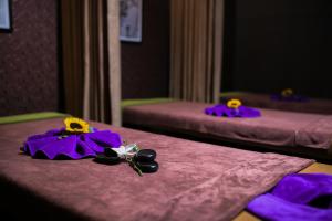 Voodi või voodid majutusasutuse Hanoi Nostalgia Hotel & Spa toas