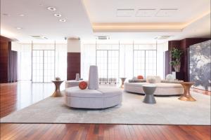 Posezení v ubytování HOTEL MYSTAYS Kyoto Shijo