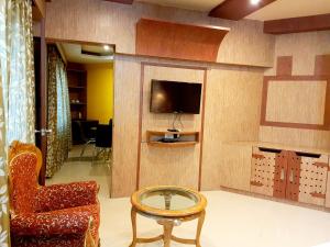 Μια τηλεόραση ή/και κέντρο ψυχαγωγίας στο Hotel Sidharth