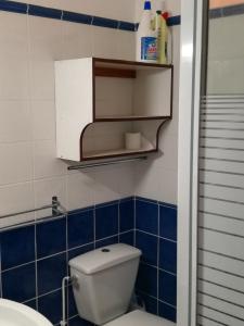 A bathroom at Residence des salines