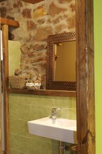 Ванная комната в La Prida Apartamentos Rurales