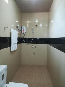 Koupelna v ubytování Thilini Hotel Apartment
