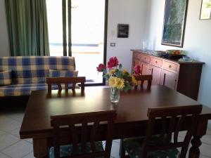 布杰鲁Appartamento Panoramico con due terrazze vista sul mare - IUN P5019的相册照片 更多36张照片