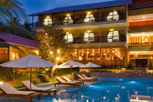 Bazén v ubytování Azura Resort Phu Quoc nebo v jeho okolí