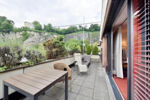 Ein Balkon oder eine Terrasse in der Unterkunft Hotel Neutor Express