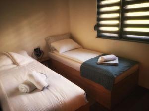 Tempat tidur dalam kamar di Holiday home Green coast