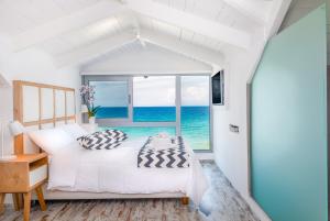 Posteľ alebo postele v izbe v ubytovaní Sunrise Rent Rooms
