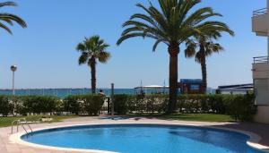 The swimming pool at or close to Residencial Colibrí
