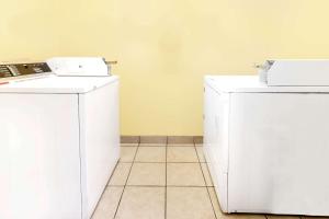 Billede fra billedgalleriet på Super 8 by Wyndham Pine Bluff i Pine Bluff + 28 billeder