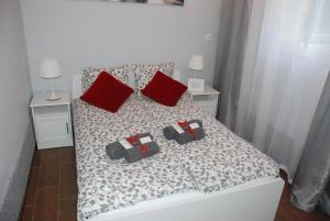 Postel nebo postele na pokoji v ubytování Grey House