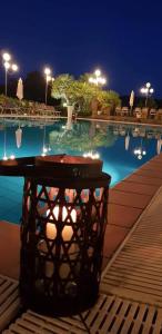 Bazén v ubytovaní Riviera Hotel alebo v jeho blízkosti