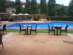 Bazén v ubytovaní Hostalet de Begur - Adults Only alebo v jeho blízkosti