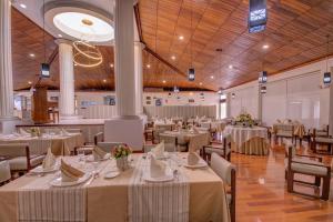 Restaurace v ubytování Hotel Ajavi