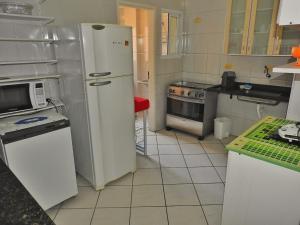 Gallery image of Apartamento Mongaguá Pé na areia - 74 in Mongaguá