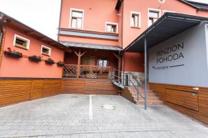 Exteriér alebo vchod do ubytovania Penzion Pohoda