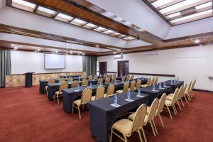 Konferenční prostory v ubytování Warwick Le Lagon Resort & Spa, Vanuatu + 37 fotografií