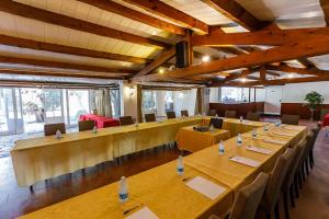 Kawasan bisnes dan/atau bilik persidangan di Hôtel Les Liserons de Mougins