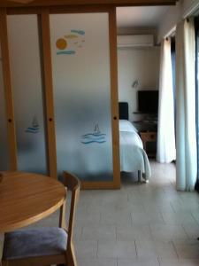 Postel nebo postele na pokoji v ubytování The Dina Palace.