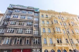 Budynek, w którym mieści się apartament