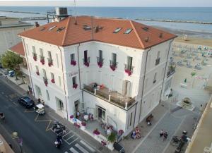 Nespecifikovaný výhled na moře nebo výhled na moře při pohledu z hotelu
