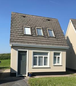 Imagen de la galería de The Links Cottage, en Lahinch