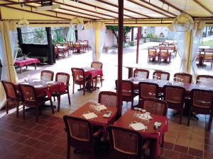 Φωτογραφία από το άλμπουμ του Logis Hotel Restaurant la Corniche des Cevennes σε Saint-Jean-du-Gard