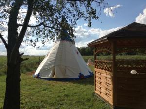 Gallery image of Glamping Podgrodzie in Nowe Warpno