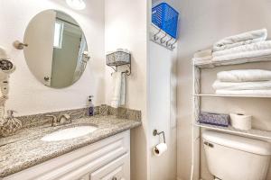 Phòng tắm tại Sandy Days Condo +12 ảnh