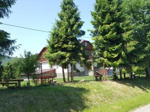 Vonkajšia záhrada v ubytovaní Cicha Dolina