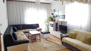 Svetainės erdvė apgyvendinimo įstaigoje Apartment Kuc Sarajevo