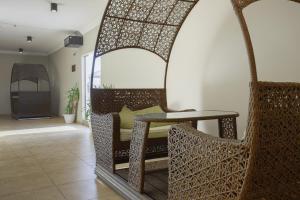 Χώρος καθιστικού στο Sand Beach Suites(Families only)