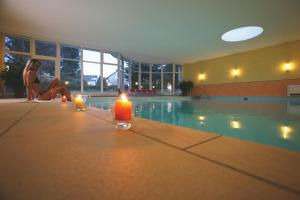 Bazén v ubytování Hotel Alexandersbad nebo v jeho okolí