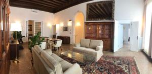 Posedenie v ubytovaní Suites alla Maddalena