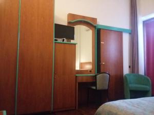 A bed or beds in a room at Hotel ristorante Bellavista